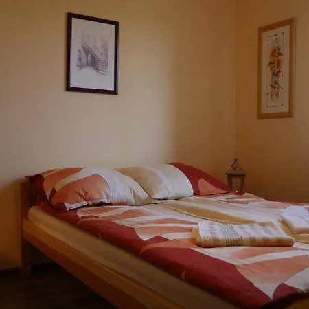 Holiday home Miodowe Zacisze